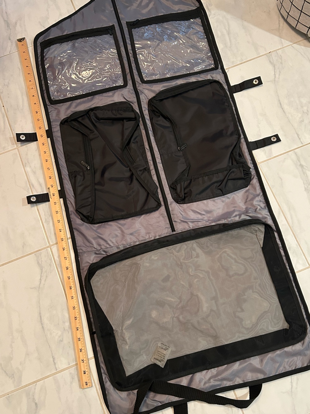 thirty-one Hanging Travel Organizer Bag in Black and Gray.  Excellent condition